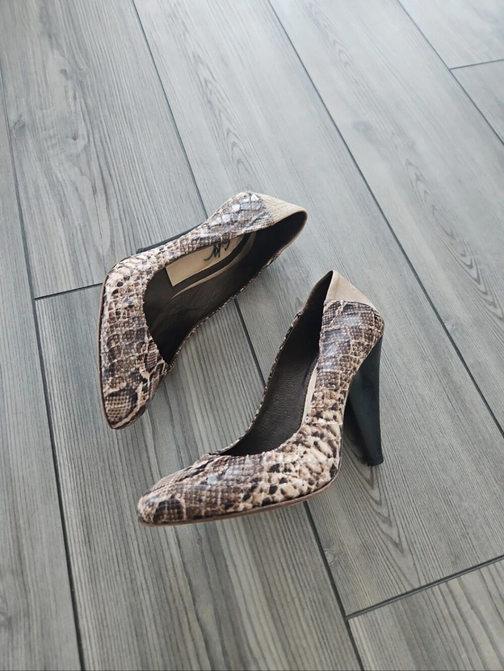 Vintage Miss Sixty Snakeskin leather heels 4" Size 40